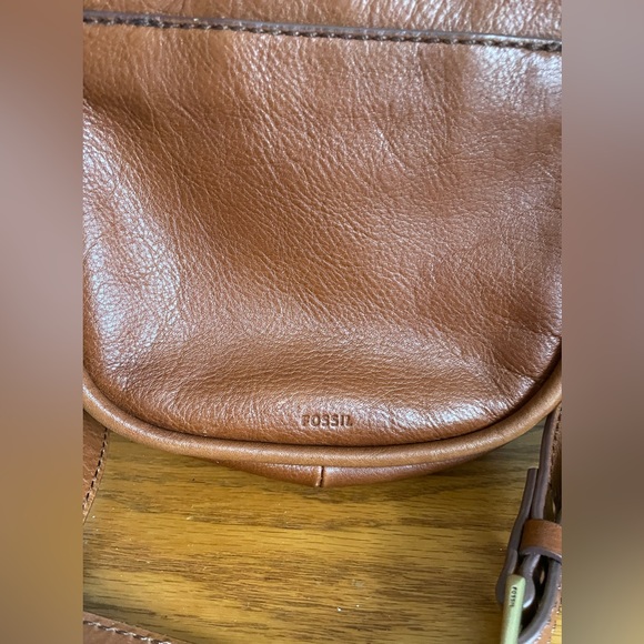 Fossil Rumi Small Leather Crossbody Bag - Picture 3 of 5